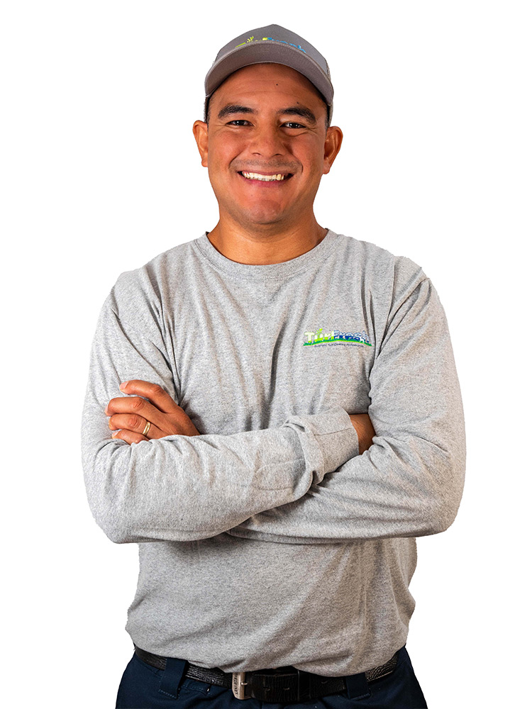 Turfresh | Eduardo Vargas – Service Technician Service Technician - Eduardo Vargas